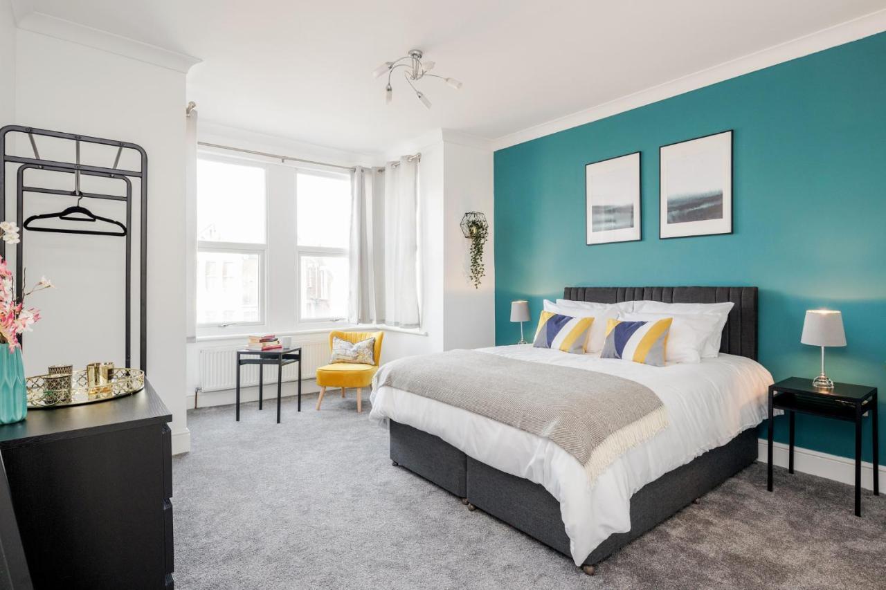 Business & Leisure 2 Bedroom & Parking By Damask Homes Ilford Eksteriør bilde