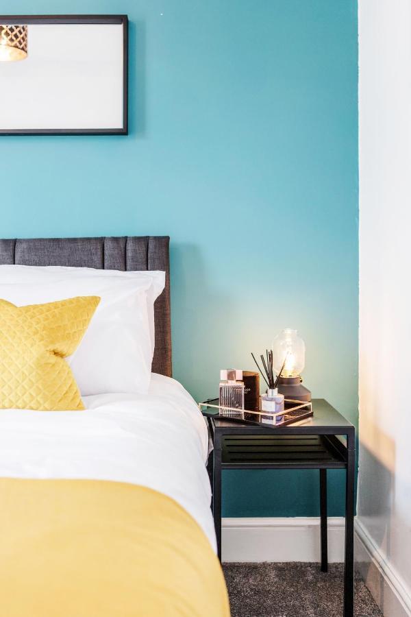 Business & Leisure 2 Bedroom & Parking By Damask Homes Ilford Eksteriør bilde