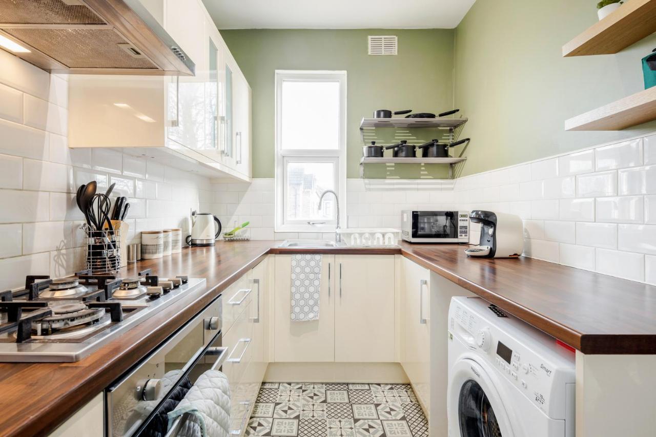 Business & Leisure 2 Bedroom & Parking By Damask Homes Ilford Eksteriør bilde