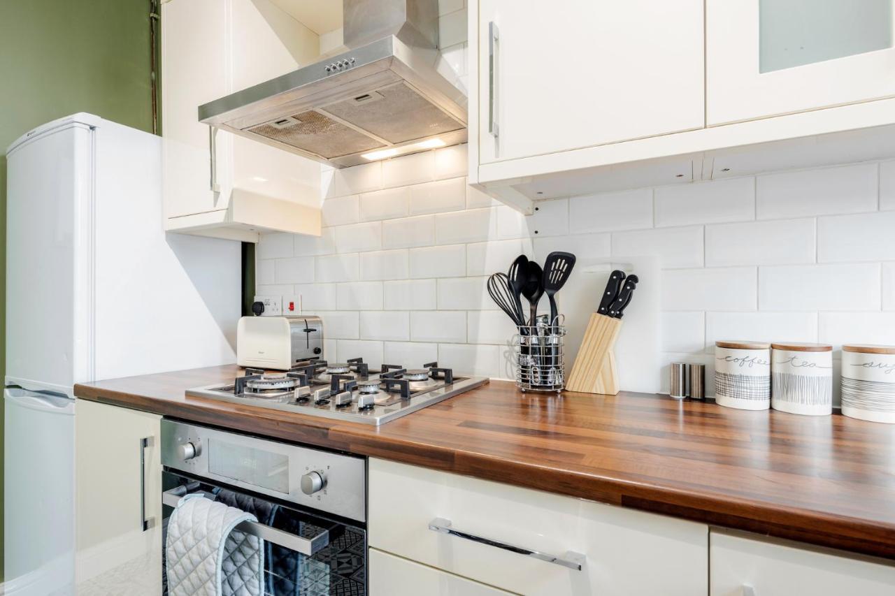 Business & Leisure 2 Bedroom & Parking By Damask Homes Ilford Eksteriør bilde